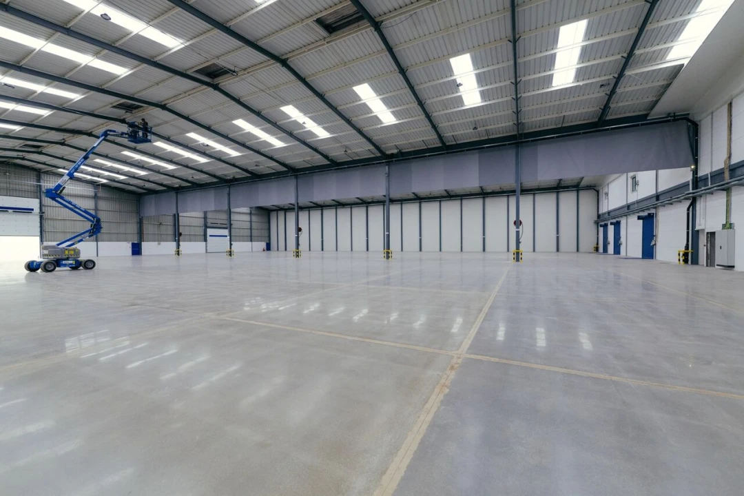 Armazém para Arrendamento em Alverca do Ribatejo e Sobralinho Foto 14