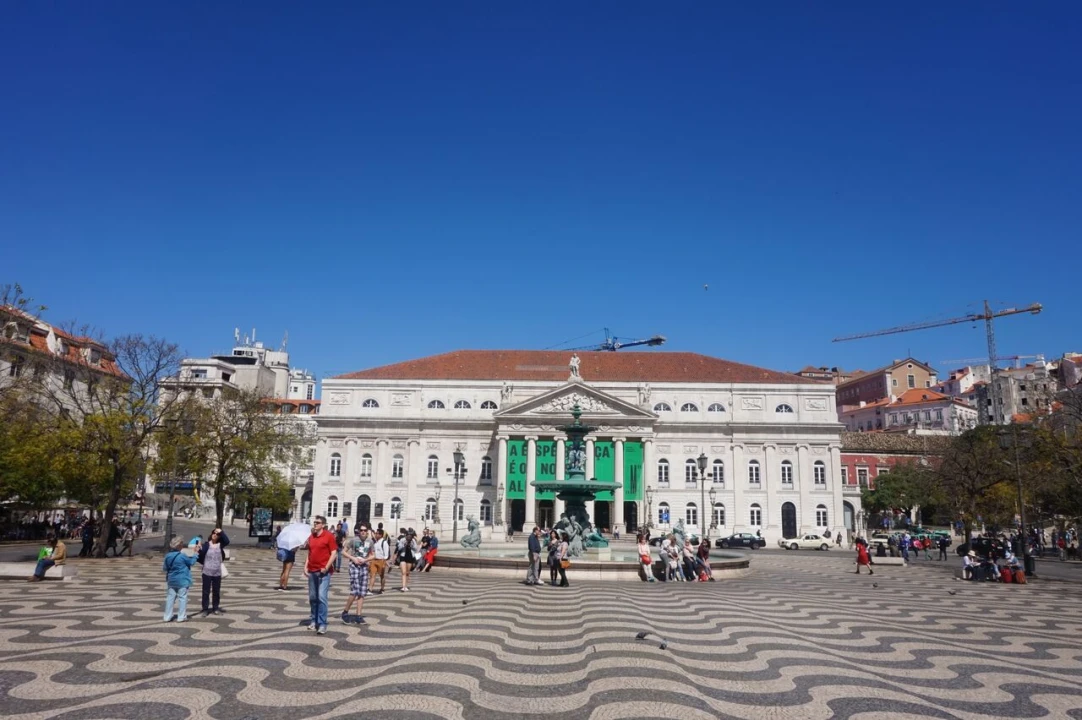Apartamento T2 para Venda em Arroios Foto 10