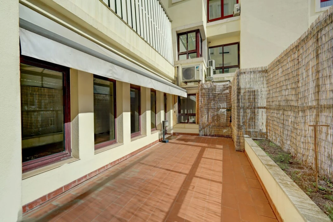 Escritório para Arrendamento em Areeiro Foto 14