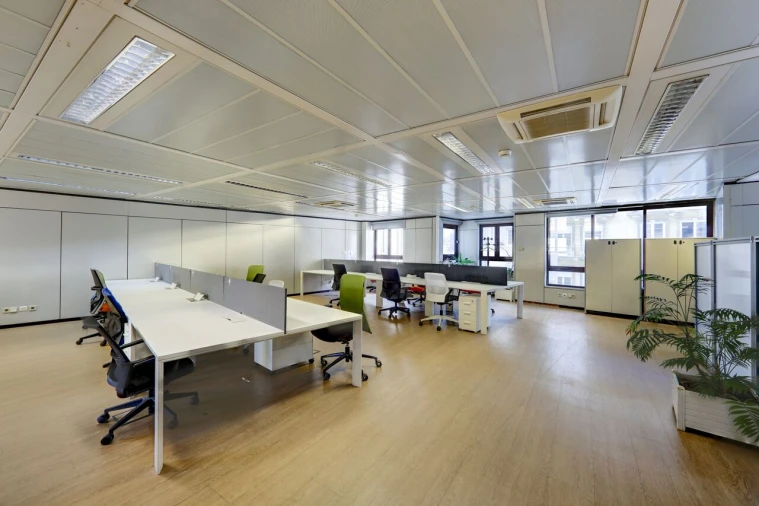 Escritório para Arrendamento em Areeiro Foto 22