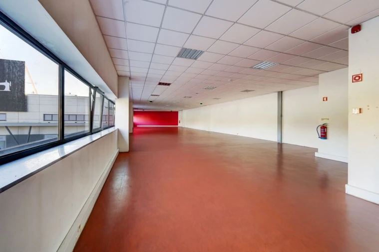 Escritório para Arrendamento em Alverca do Ribatejo e Sobralinho Foto 2