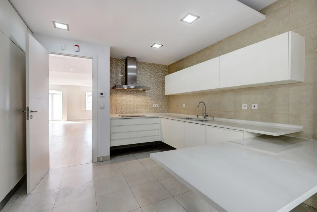 Apartamento T4 para Venda em Estrela Foto 10