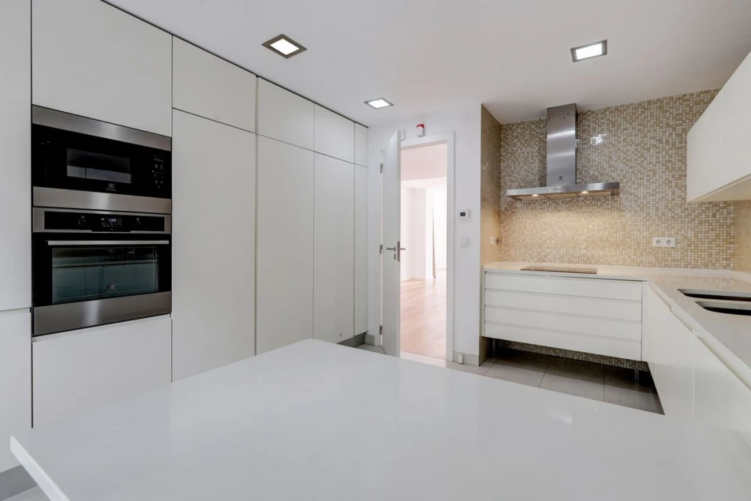 Apartamento T4 para Venda em Estrela Foto 12