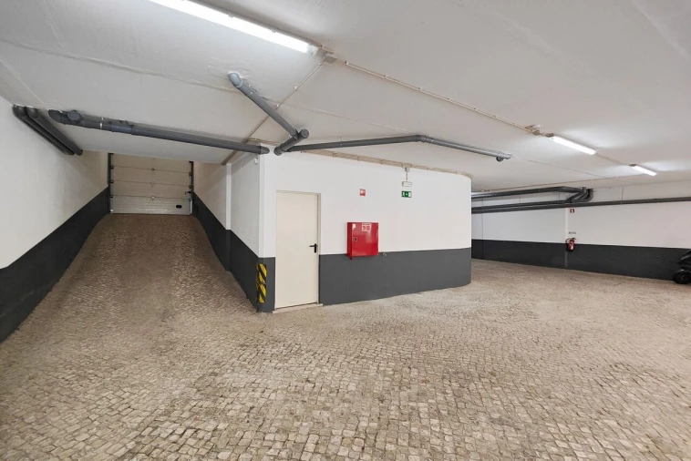 Apartamento T4 para Venda em Estrela Foto 37