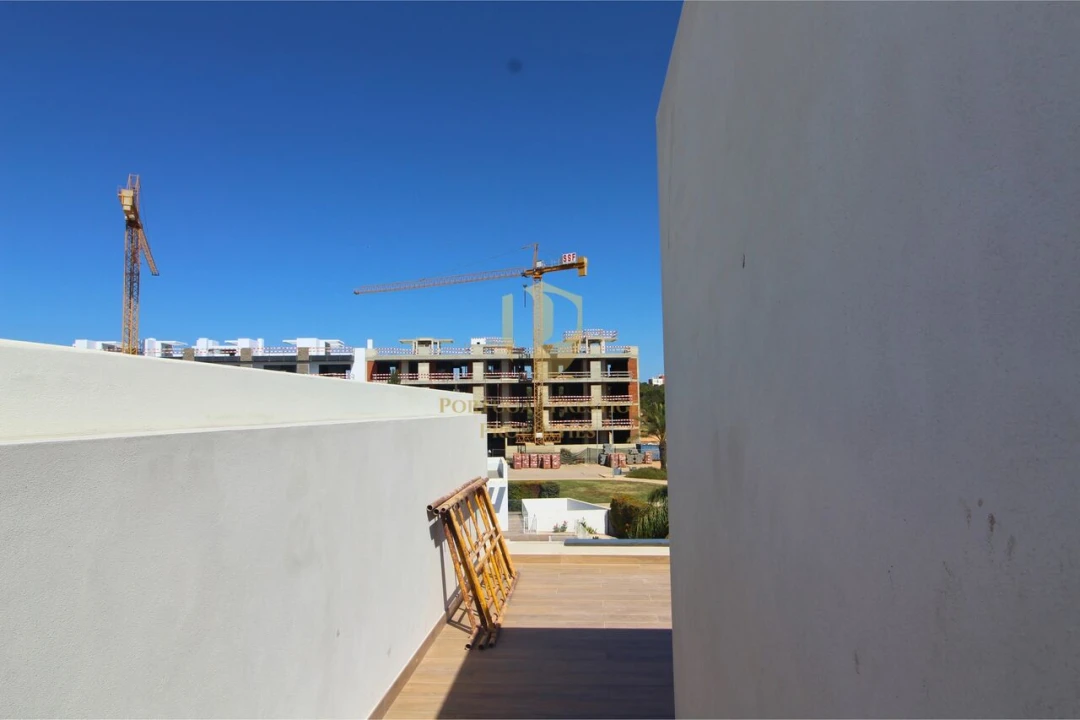 Moradia T4 para Venda em Tavira (Santa Maria e Santiago) Foto 8