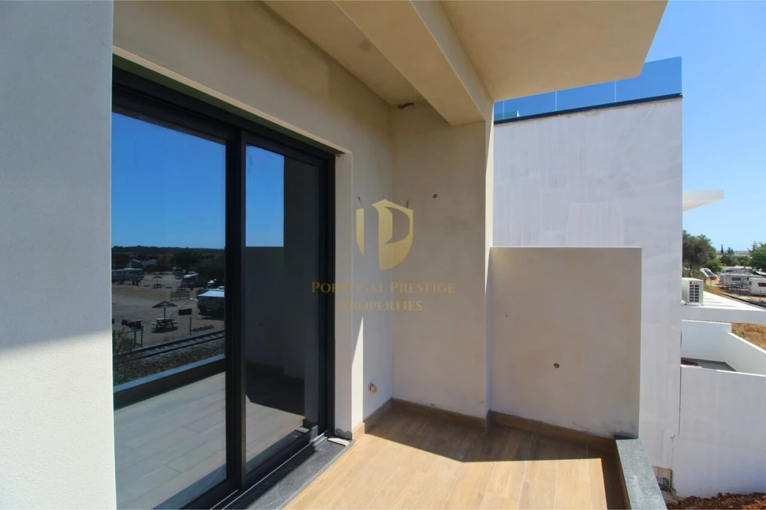 Moradia T4 para Venda em Tavira (Santa Maria e Santiago) Foto 9