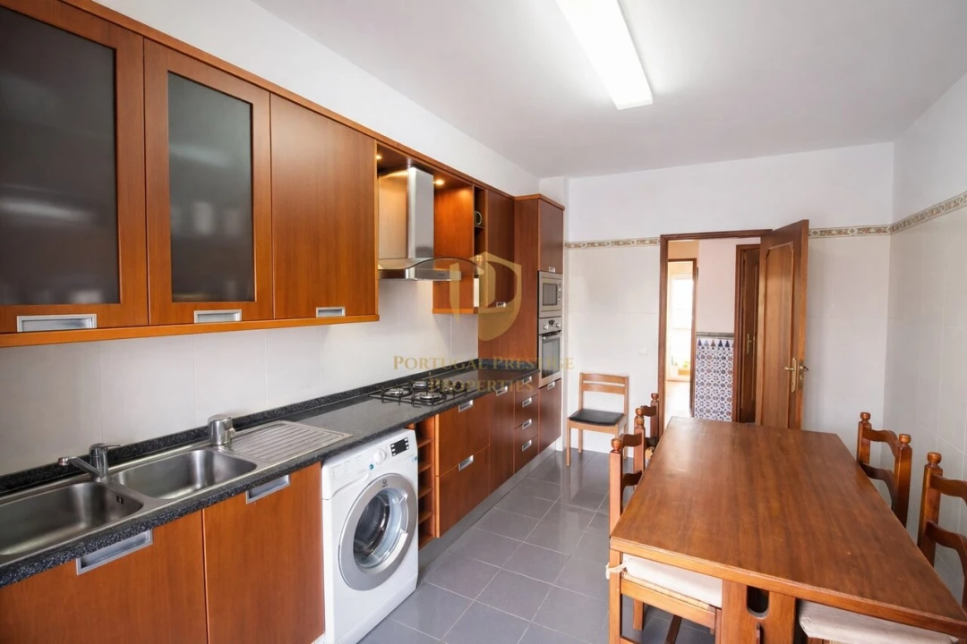 Apartamento T3 para Venda em Tavira (Santa Maria e Santiago) Foto 1