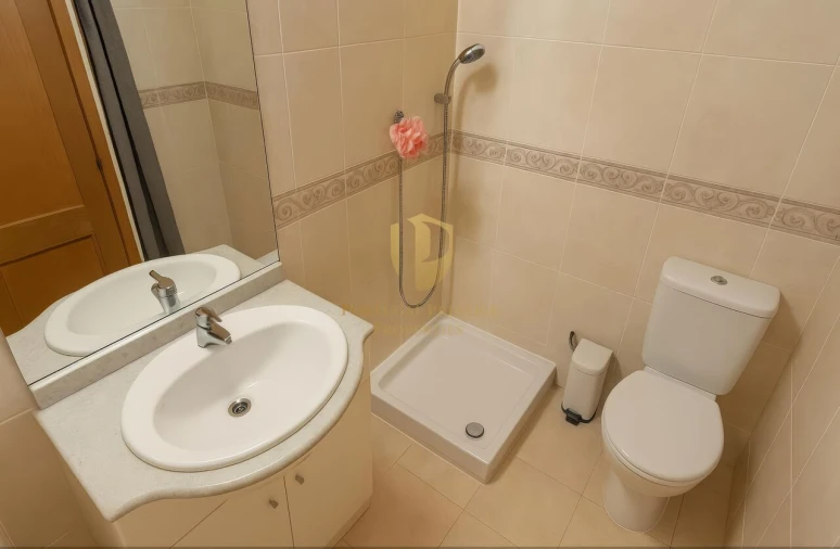 Moradia T4 para Venda em Tavira (Santa Maria e Santiago) Foto 9