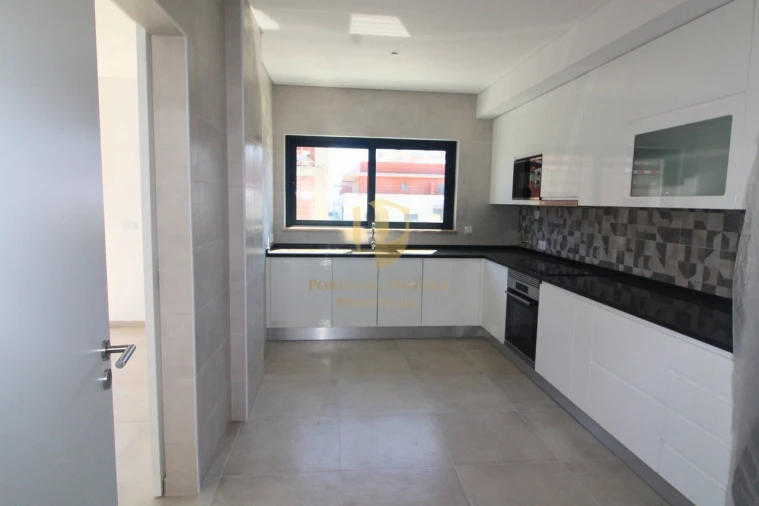Apartamento T4 para Venda em Tavira (Santa Maria e Santiago) Foto 3