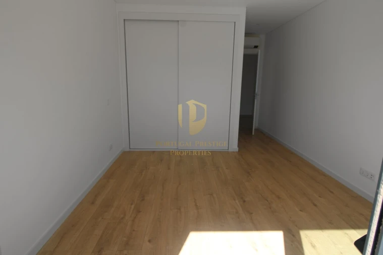 Apartamento T4 para Venda em Tavira (Santa Maria e Santiago) Foto 10