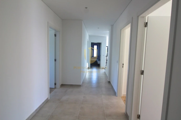 Apartamento T4 para Venda em Tavira (Santa Maria e Santiago) Foto 24