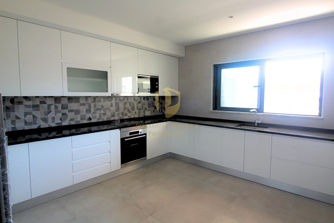 Apartamento T4 para Venda em Tavira (Santa Maria e Santiago) Foto 4