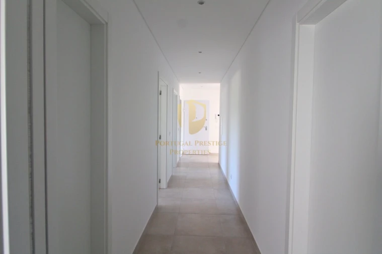 Apartamento T4 para Venda em Tavira (Santa Maria e Santiago) Foto 13