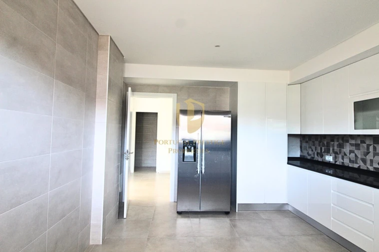 Apartamento T4 para Venda em Tavira (Santa Maria e Santiago) Foto 5