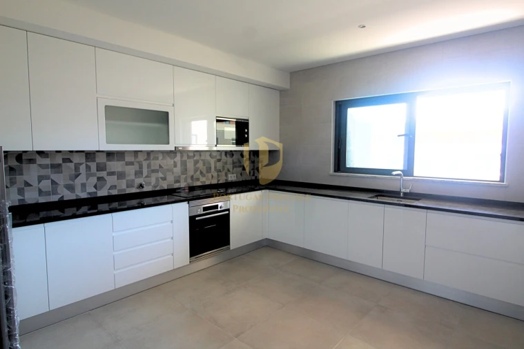 Apartamento T4 para Venda em Tavira (Santa Maria e Santiago) Foto 4