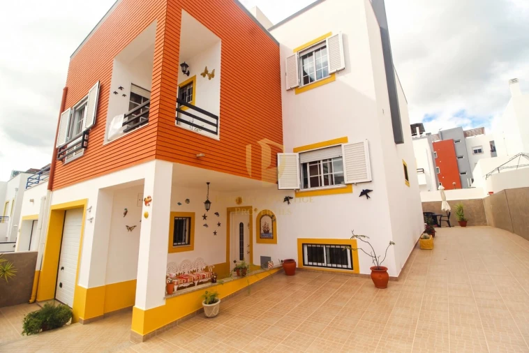 Moradia T4 para Venda em Tavira (Santa Maria e Santiago) Foto 4