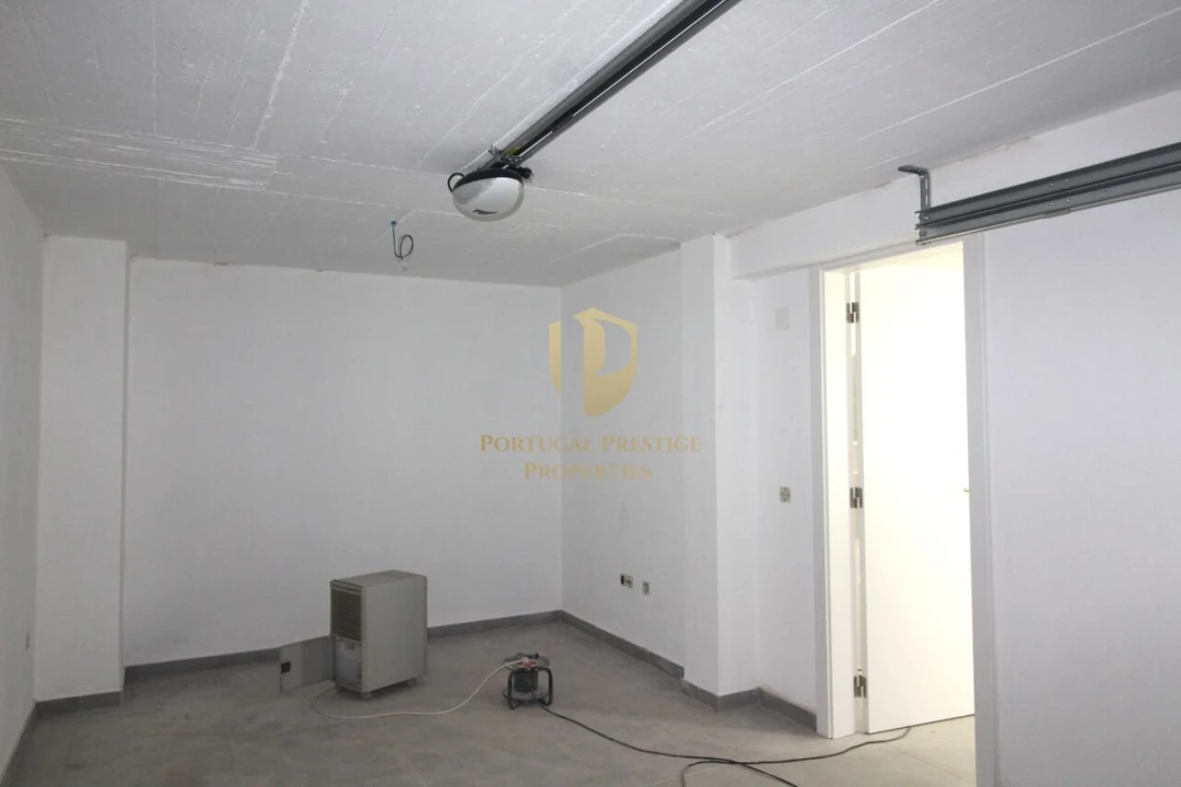 Moradia T3 para Venda em Tavira (Santa Maria e Santiago) Foto 4