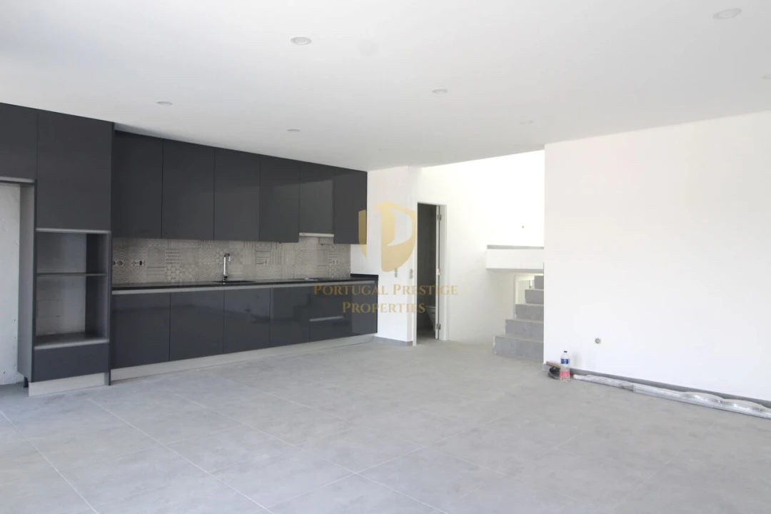 Moradia T3 para Venda em Tavira (Santa Maria e Santiago) Foto 10