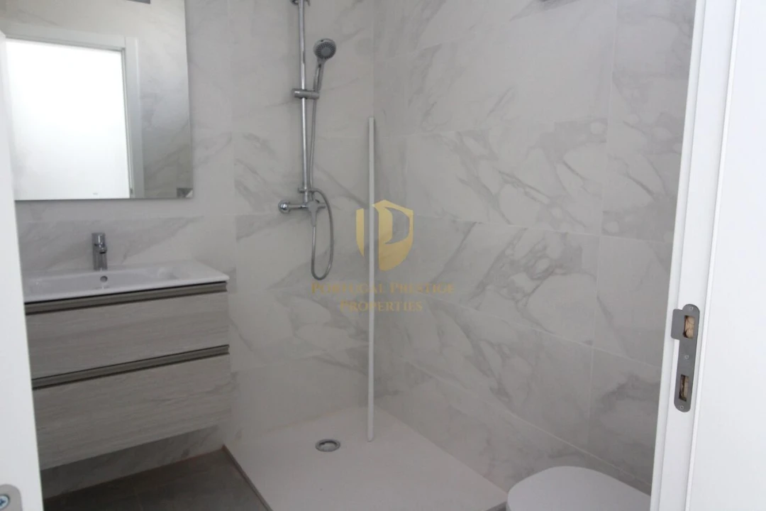 Moradia T3 para Venda em Tavira (Santa Maria e Santiago) Foto 19