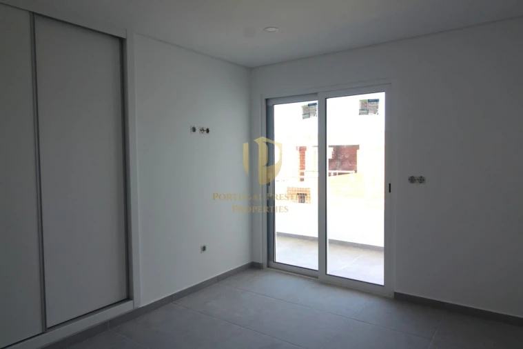 Moradia T3 para Venda em Tavira (Santa Maria e Santiago) Foto 26