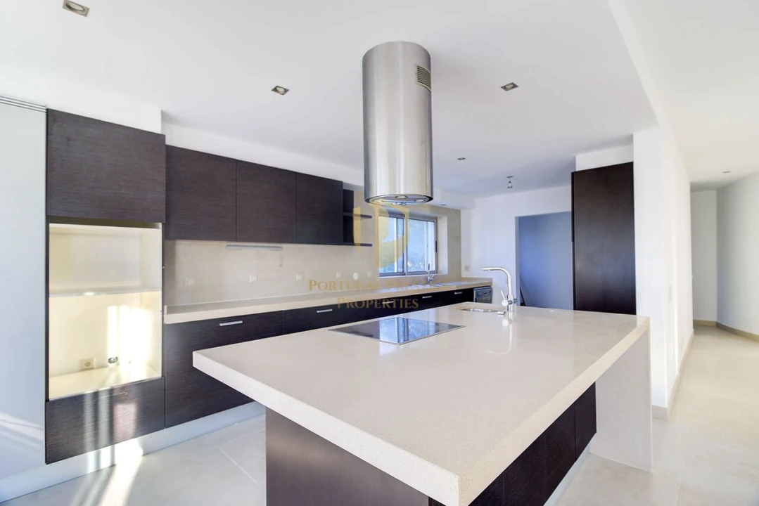 Moradia T4 para Venda em Tavira (Santa Maria e Santiago) Foto 11