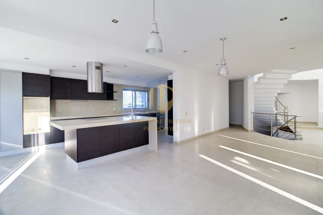 Moradia T4 para Venda em Tavira (Santa Maria e Santiago) Foto 12