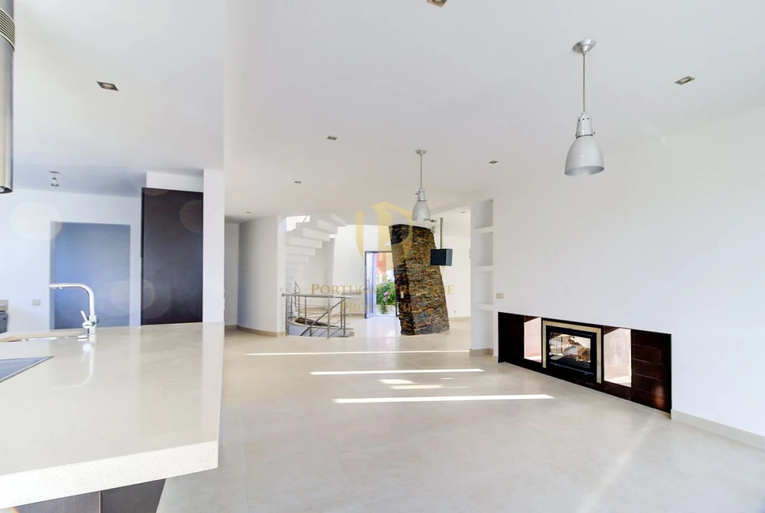 Moradia T4 para Venda em Tavira (Santa Maria e Santiago) Foto 13