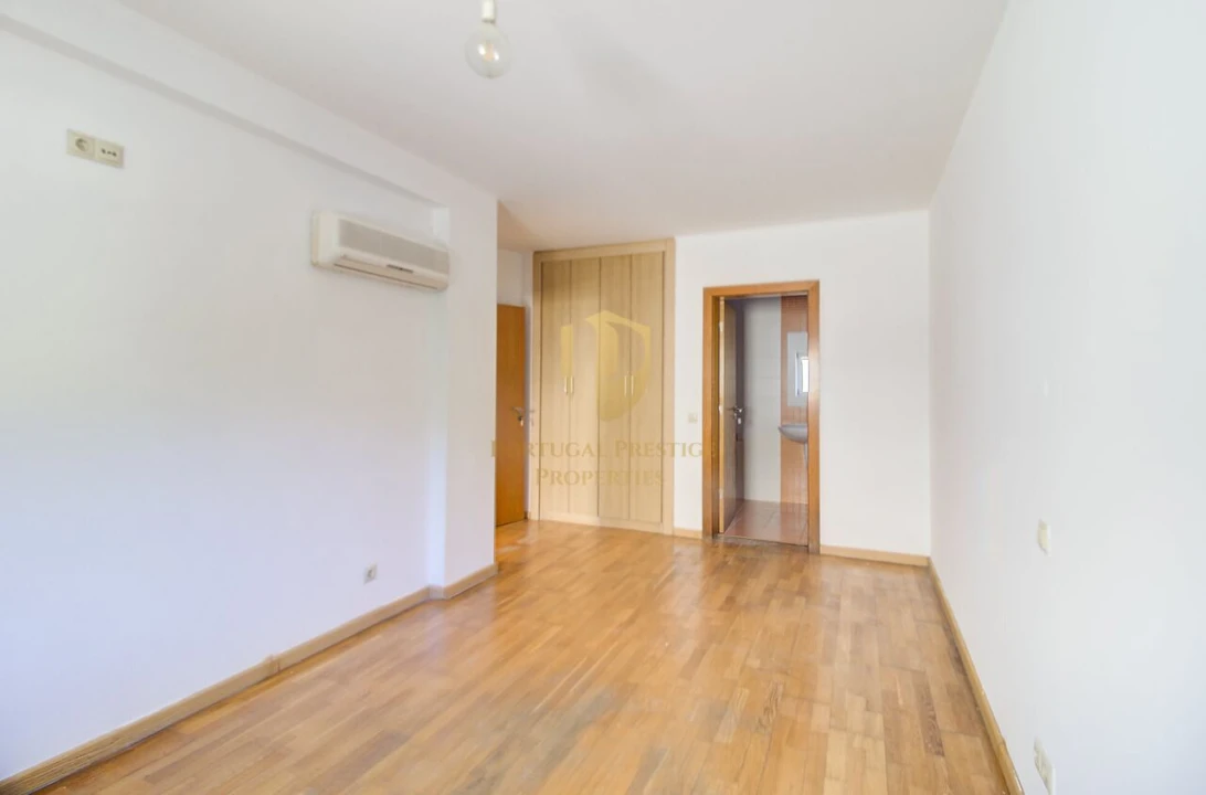 Moradia T4 para Venda em Tavira (Santa Maria e Santiago) Foto 19