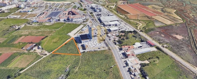 Terreno para Venda em Faro (Sé e São Pedro)