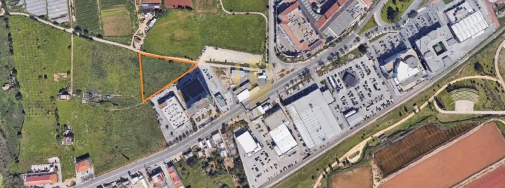 Terreno para Venda em Faro (Sé e São Pedro)