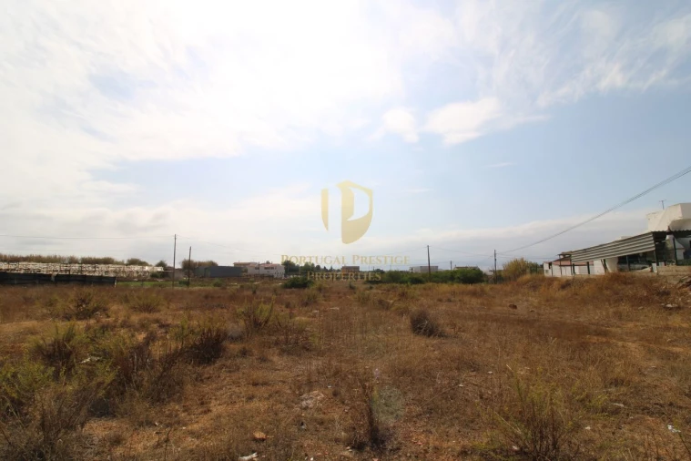 Terreno para Venda em Conceição e Estoi Foto 14