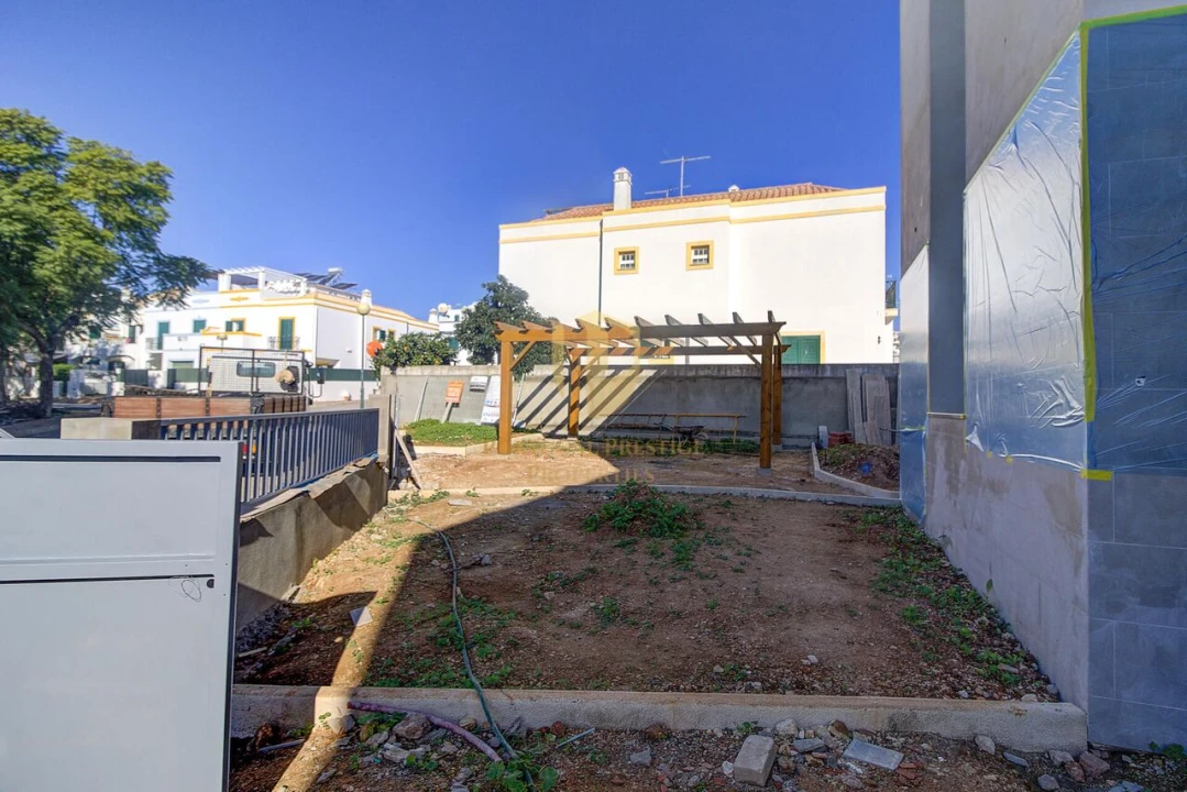 Moradia T4 para Venda em Tavira (Santa Maria e Santiago) Foto 5