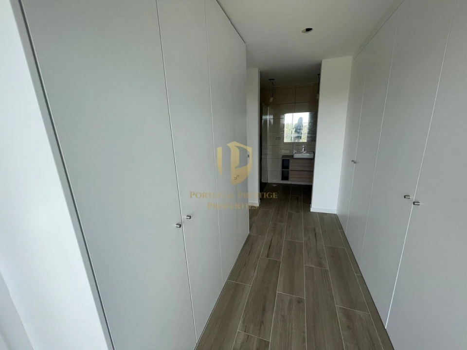 Moradia T4 para Venda em Tavira (Santa Maria e Santiago) Foto 10