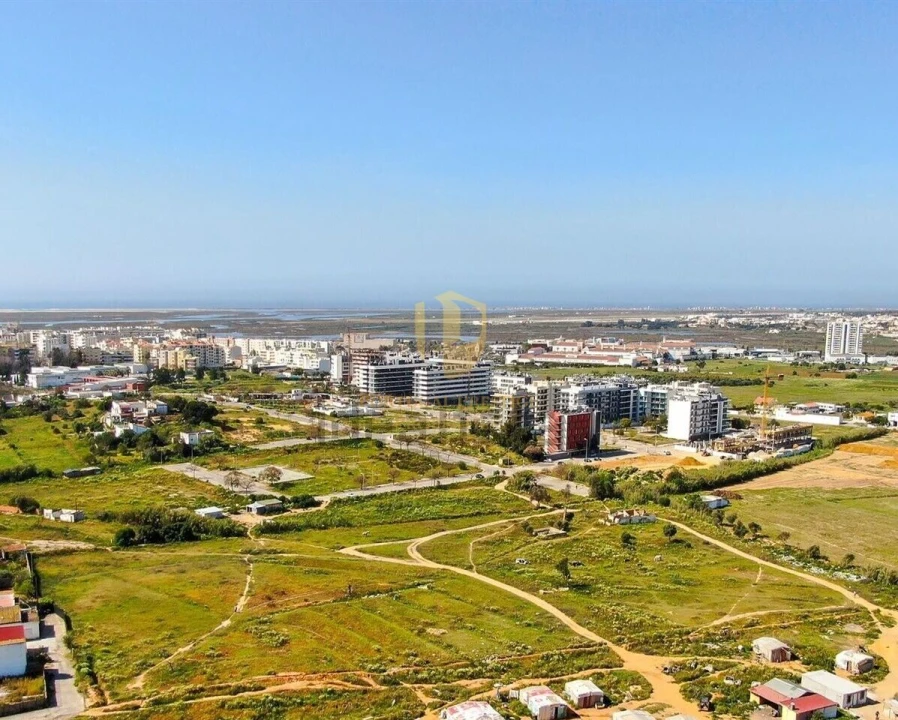 Terreno para Venda em Faro (Sé e São Pedro) Foto 3