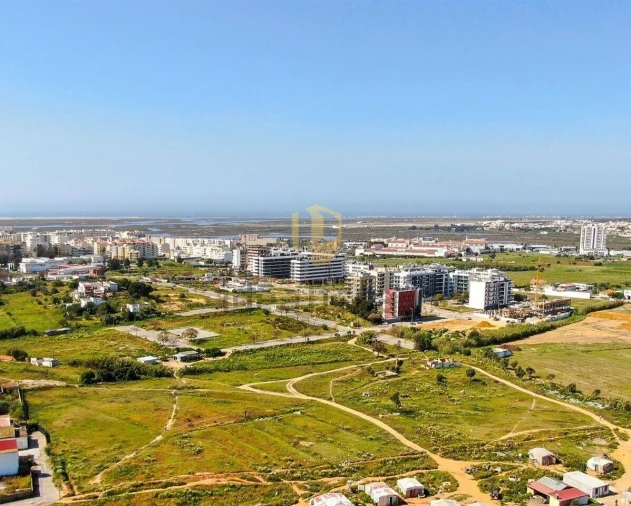 Terreno para Venda em Faro (Sé e São Pedro) Foto 3