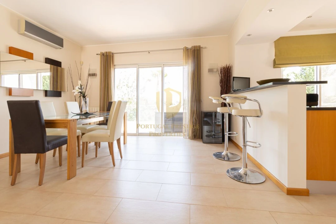 Moradia T3 para Venda em Estômbar e Parchal Foto 7