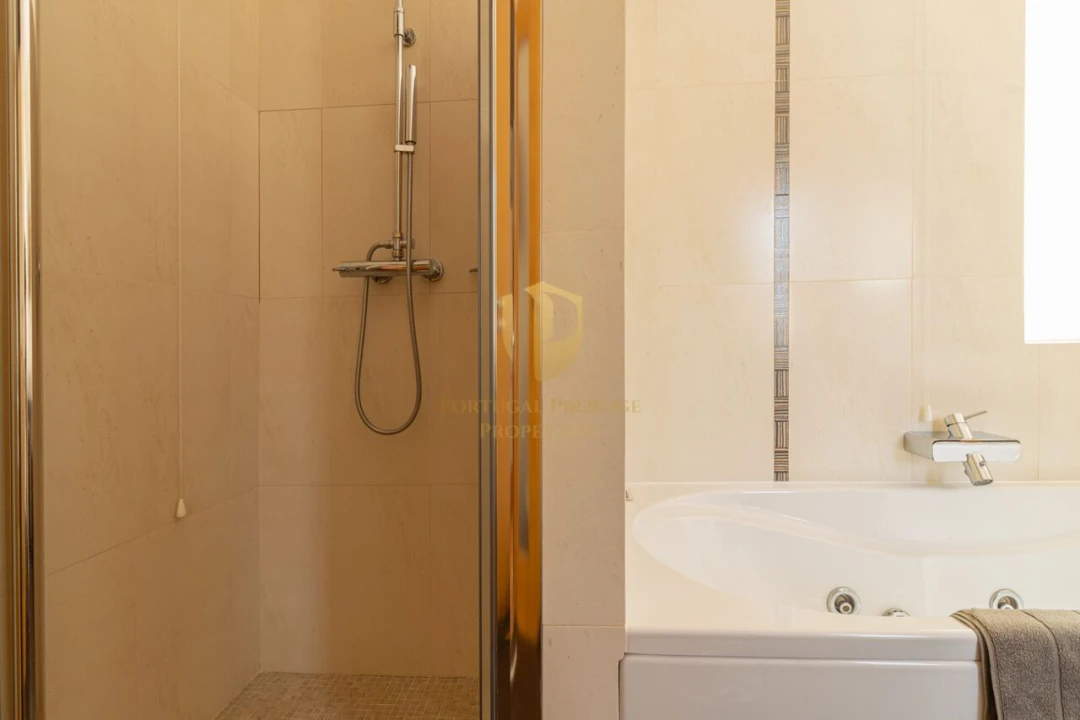 Moradia T3 para Venda em Estômbar e Parchal Foto 16