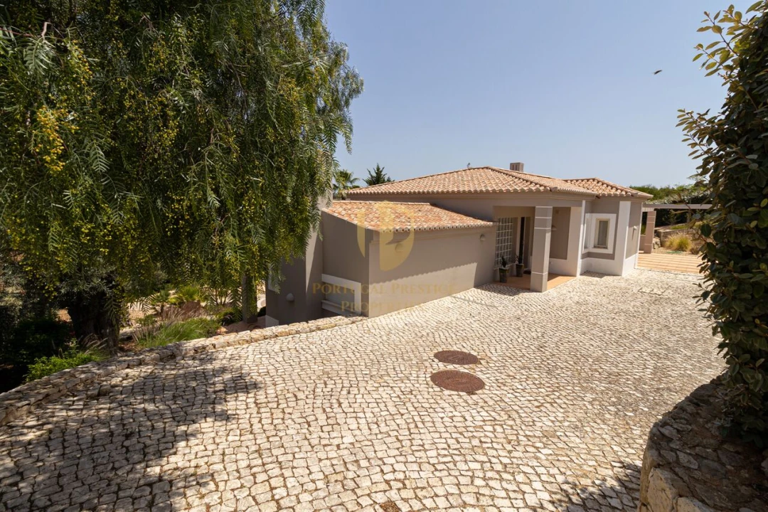 Moradia T3 para Venda em Estômbar e Parchal Foto 46