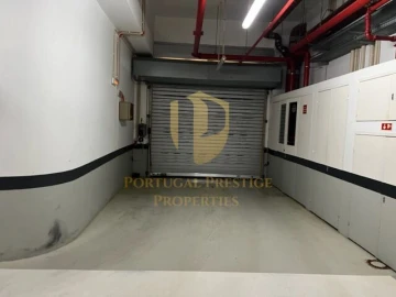 Apartamento T4 para Venda em Alcantara