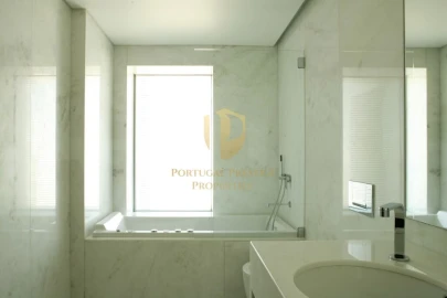 Apartamento T4 para Venda em Alcantara