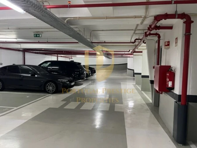 Apartamento T4 para Venda em Alcantara Foto 12