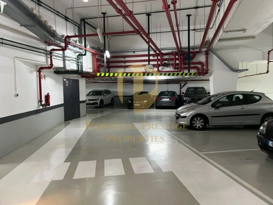 Apartamento T4 para Venda em Alcantara Foto 10