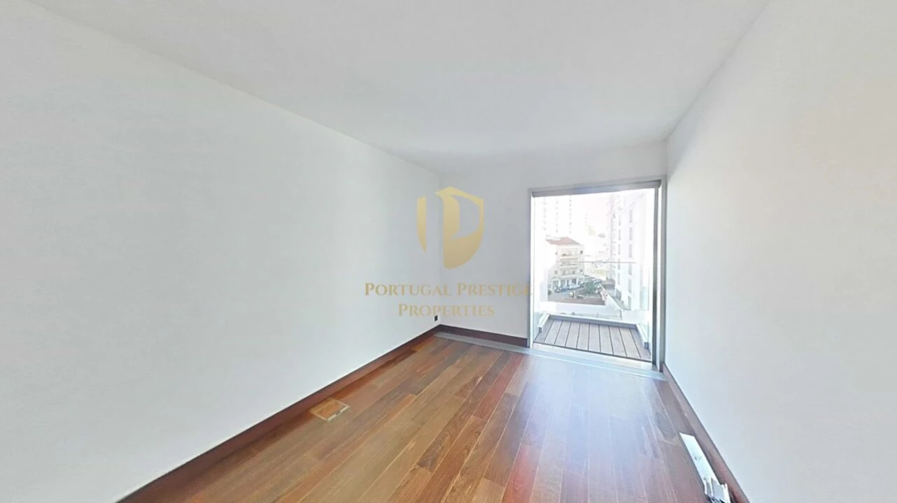 Apartamento T4 para Venda em Alcantara Foto 31