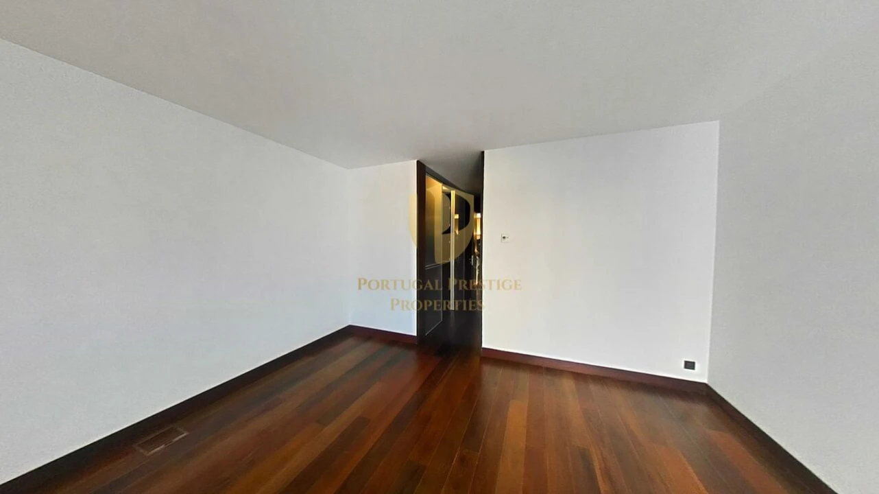 Apartamento T4 para Venda em Alcantara Foto 45