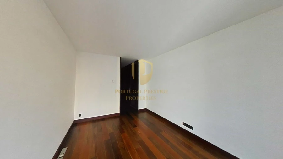 Apartamento T4 para Venda em Alcantara Foto 27