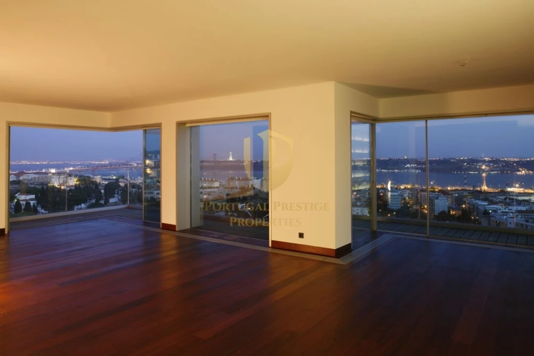 Apartamento T4 para Venda em Alcantara Foto 27