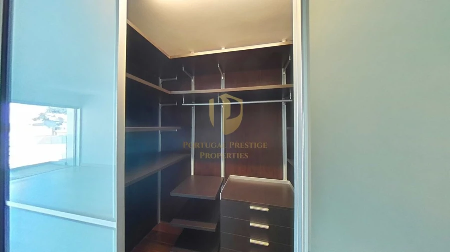 Apartamento T4 para Venda em Alcantara Foto 44