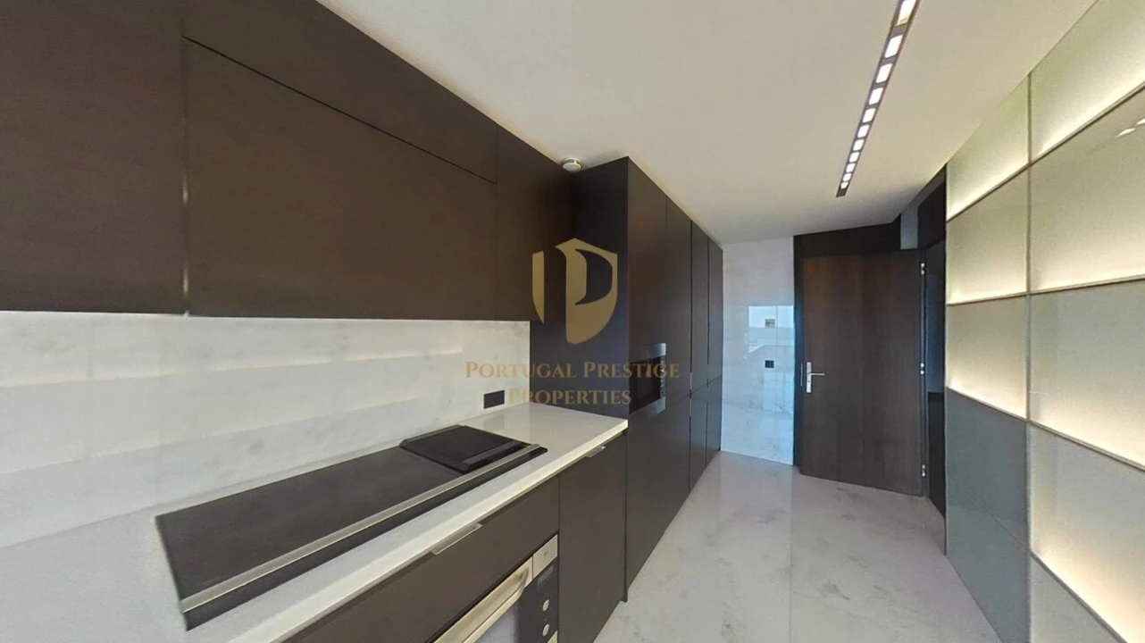 Apartamento T4 para Venda em Alcantara Foto 6