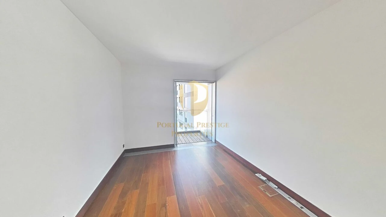 Apartamento T4 para Venda em Alcantara Foto 28