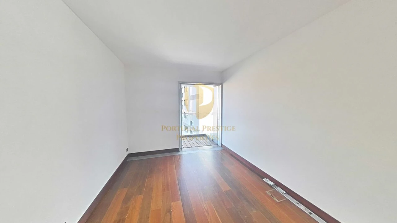 Apartamento T4 para Venda em Alcantara Foto 28
